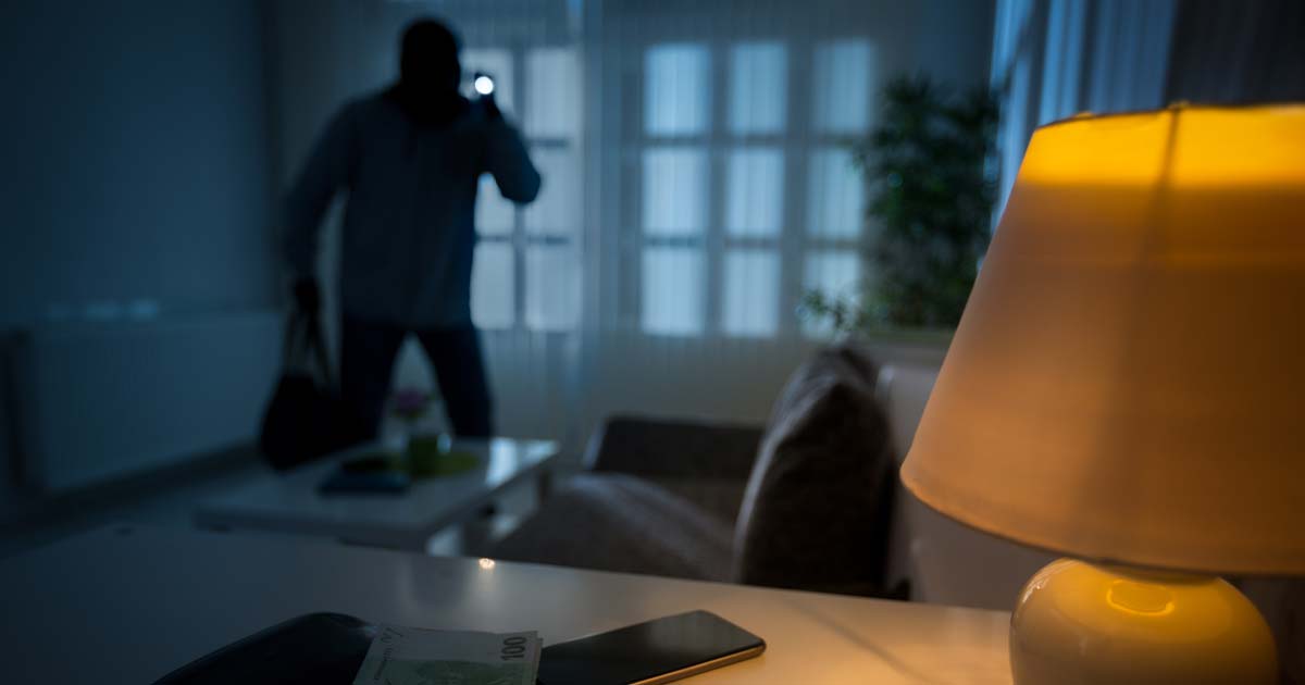 5 วิธี ป้องกันโจรขึ้นบ้าน