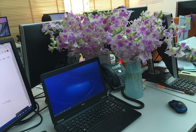 เนื้อคู่ อยู่ออฟฟิศถัดไป จัดโต๊ะทำงานอย่างไรให้เจอเนื้อคู่