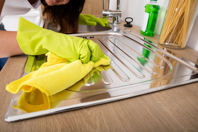 5 วิธีปลดล็อคปัญหาอ่างล้างจานอุดตัน